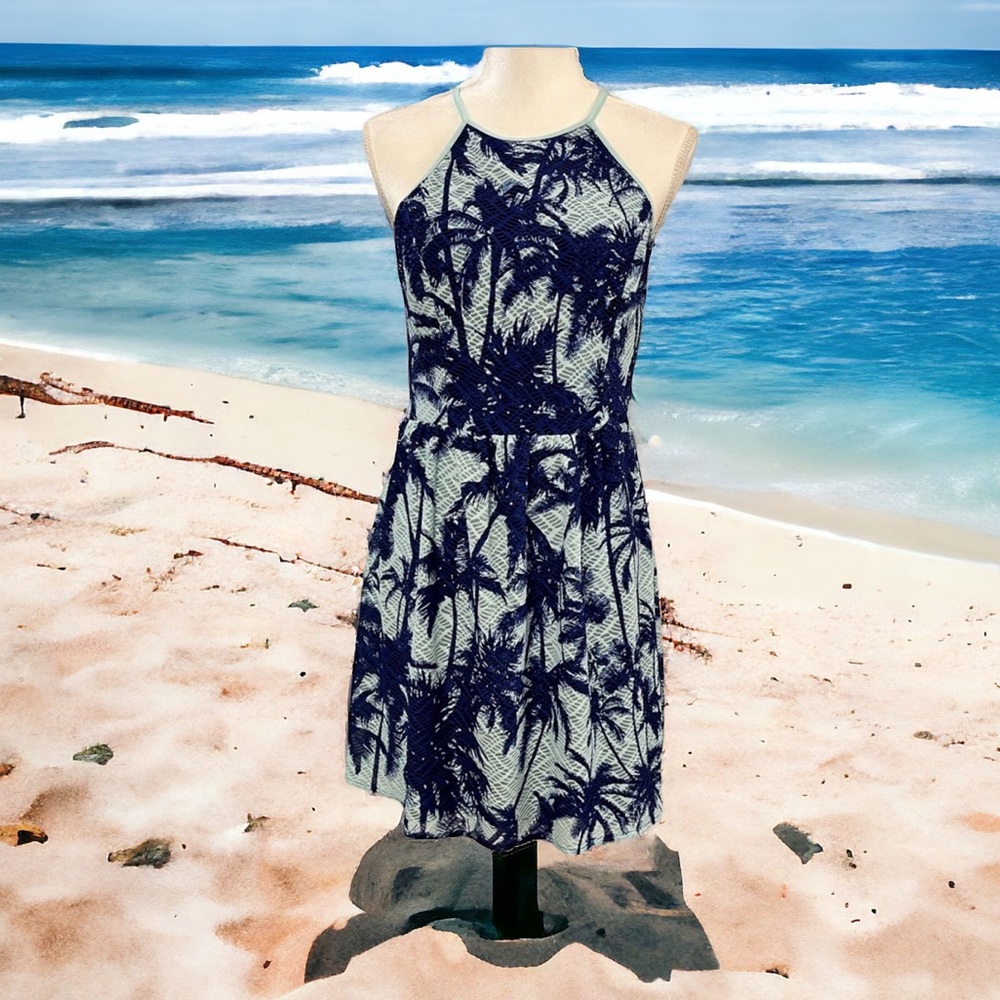 💙SALE💙 Junior Size L Summer Beach Palm Tree Beach Dress Swimming